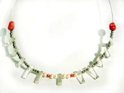 COLLIER STAHL KORALLE PLEXIGLAS